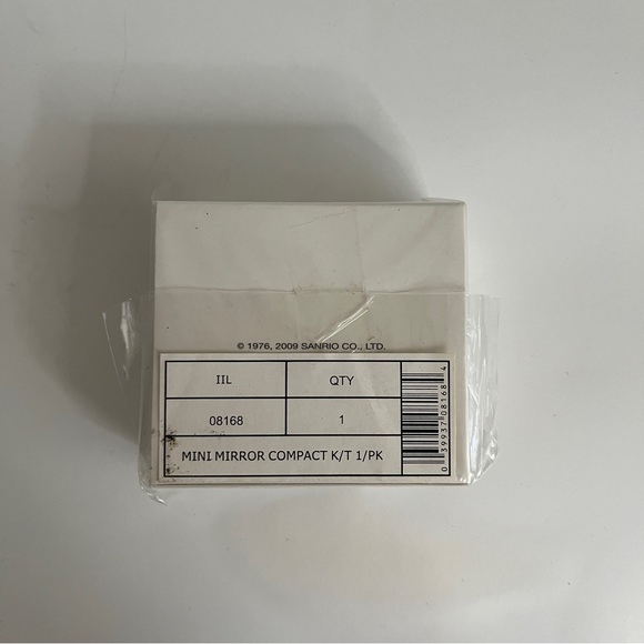 Hello Kitty 35th Anniversary mini compact mirror with chains - Picture 3 of 3